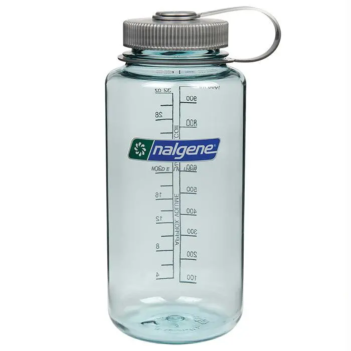 1-Quart Seafoam-Colored Container 1