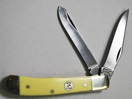 3-Inch Yellow Derlin Little Trapper Knife 1