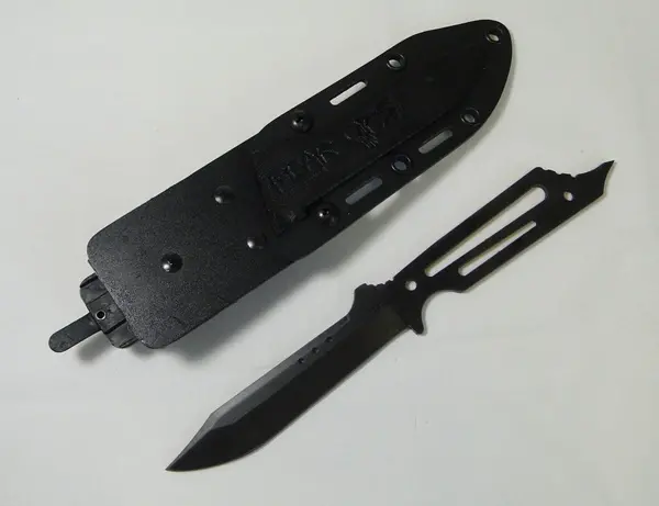 8.625" Bear Steel Bowie Clip-Point Hunting Knife 1
