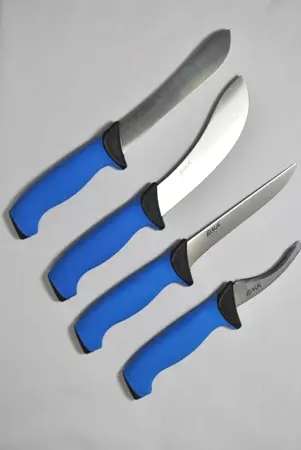 Butcher Knife Set – Blue Handles With Carry Case 1