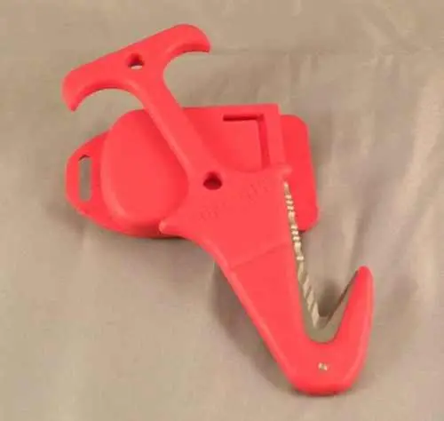 Emergency Rescue Cutter Ii – High-Visibility Red Safety Tool 1