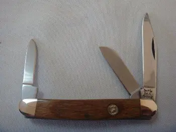 Heritage Walnut Medium Stockman Pocket Knife – 3-1/4 Inch 1