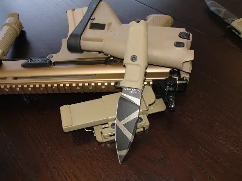 Shrapnel Og Fixed-Blade Combat Knife – Desert Warfare Edition 1