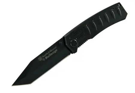Smith & Wesson Bullseye Linerlock Knife – Tanto Tip Design 1