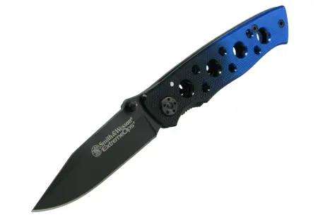 Smith & Wesson Extreme Ops Folding Knife – Teflon-Coated Drop Point Blade 1