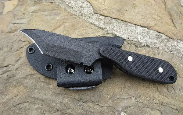 Talon D Plain-Edge Folder With Textured Black G-10 Scales 1