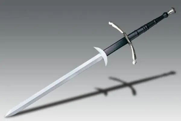 Two-Handed Great Sword Replica – Unsheathed Design 1